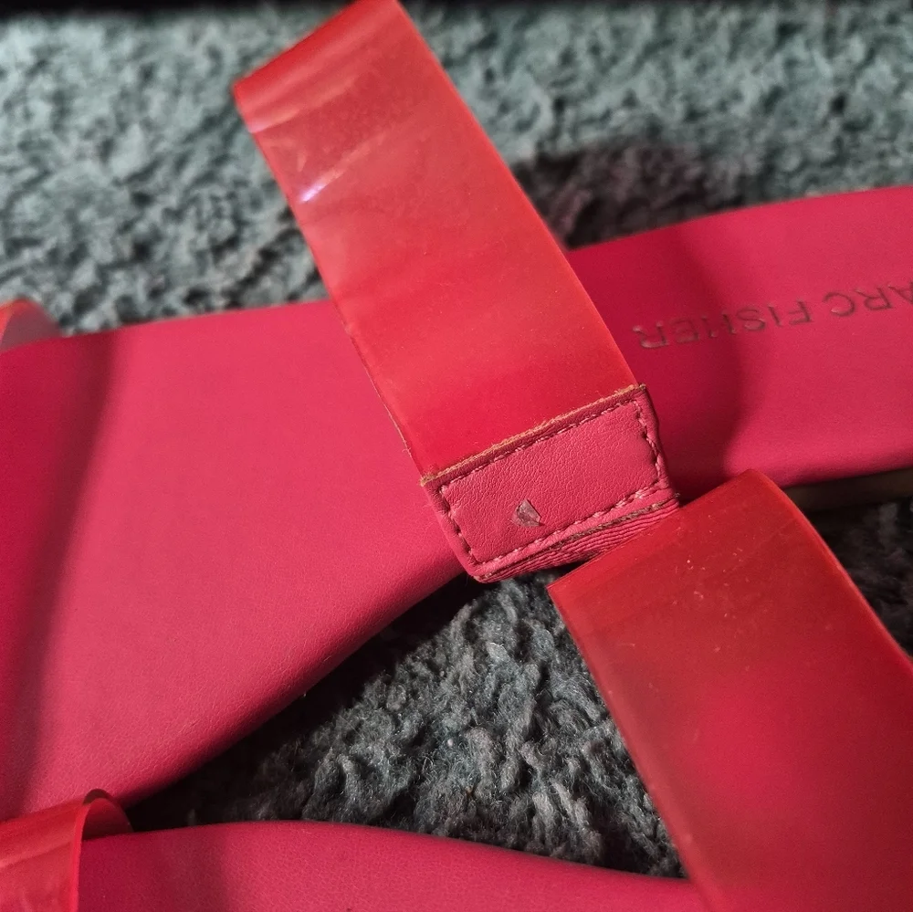 Marc Fisher Red Pink Sandals 7.5M